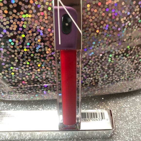 BNIB! NARS Full Vinyl Lip Lacquer in Red District - Picture 3 of 6